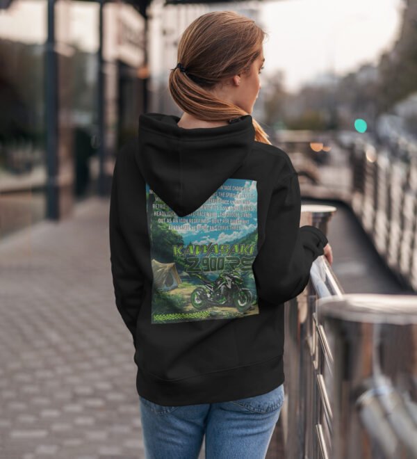 Street King: Unmatched Performance – Printed Black Hoodie for Women