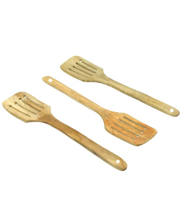 Crafted Elegance: Set of Three Wooden Serving Spoons with Unique Shapes - Image 3