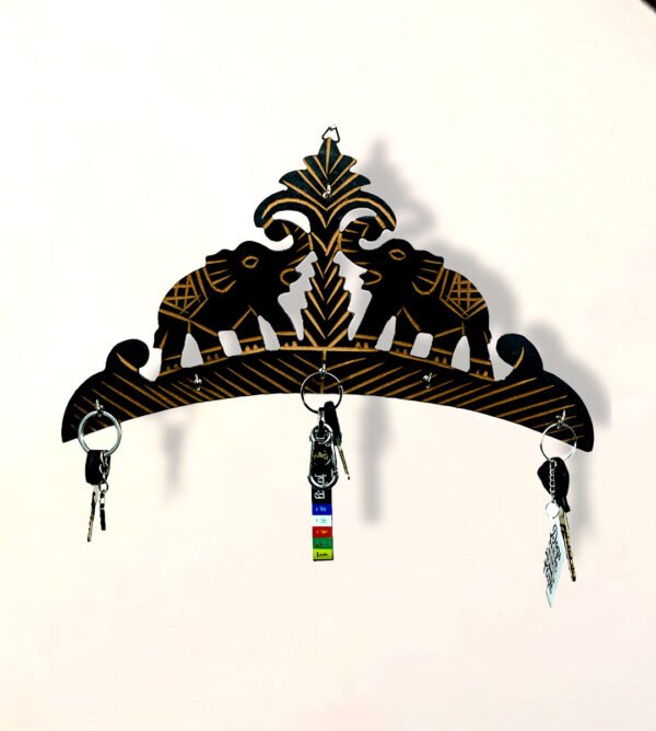 Royal Touch: Black Wooden Keystand Key Holder for Organizing Keys in Style - Image 3