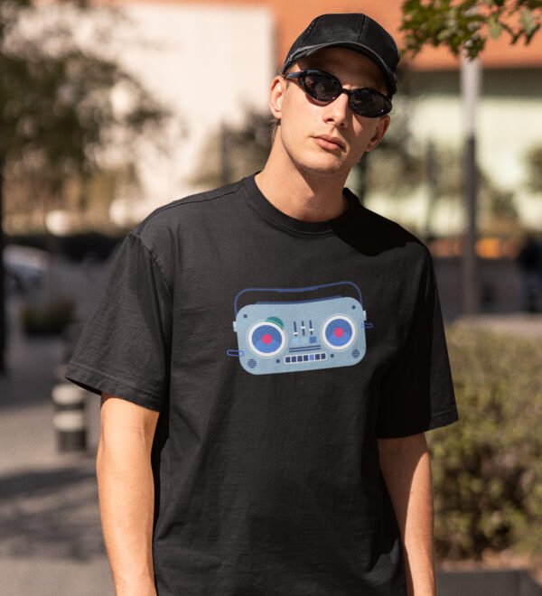 I Am Back Black Round Neck Cotton Half Sleeved Men's T-Shirt with Printed Graphics - Image 2