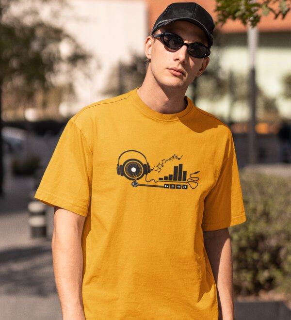 Work Hard And Dream Big Black Round Neck Cotton Half Sleeved Men's T-Shirt with Printed Graphics - Image 2